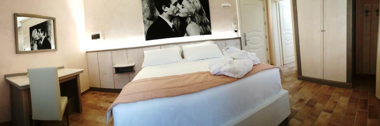 Hotel Locanda Dolce Vita San Dona di Piave Luaran gambar