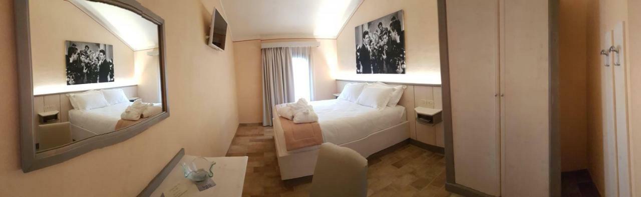 Hotel Locanda Dolce Vita San Dona di Piave Luaran gambar